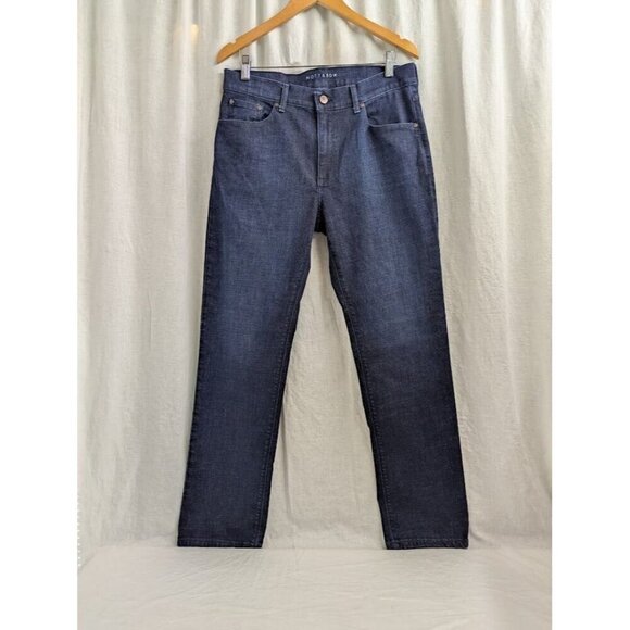 Mott & Bow Denim - Mott & Bow women's W32 x L32 straight leg dark wash, 98% cotton jeans J9